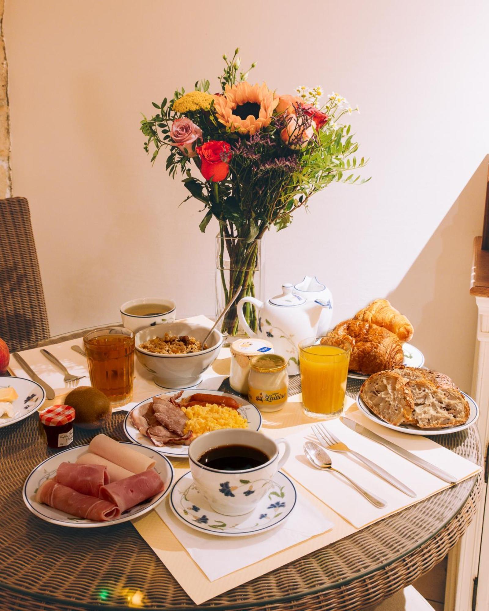 Le Relais Montmartre