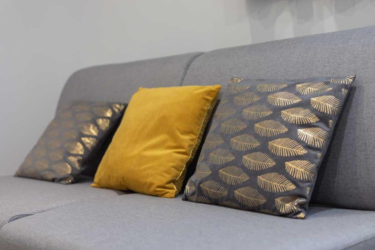Apartment By Buttes Chaumont Park Parisian Freshness 12 Paris