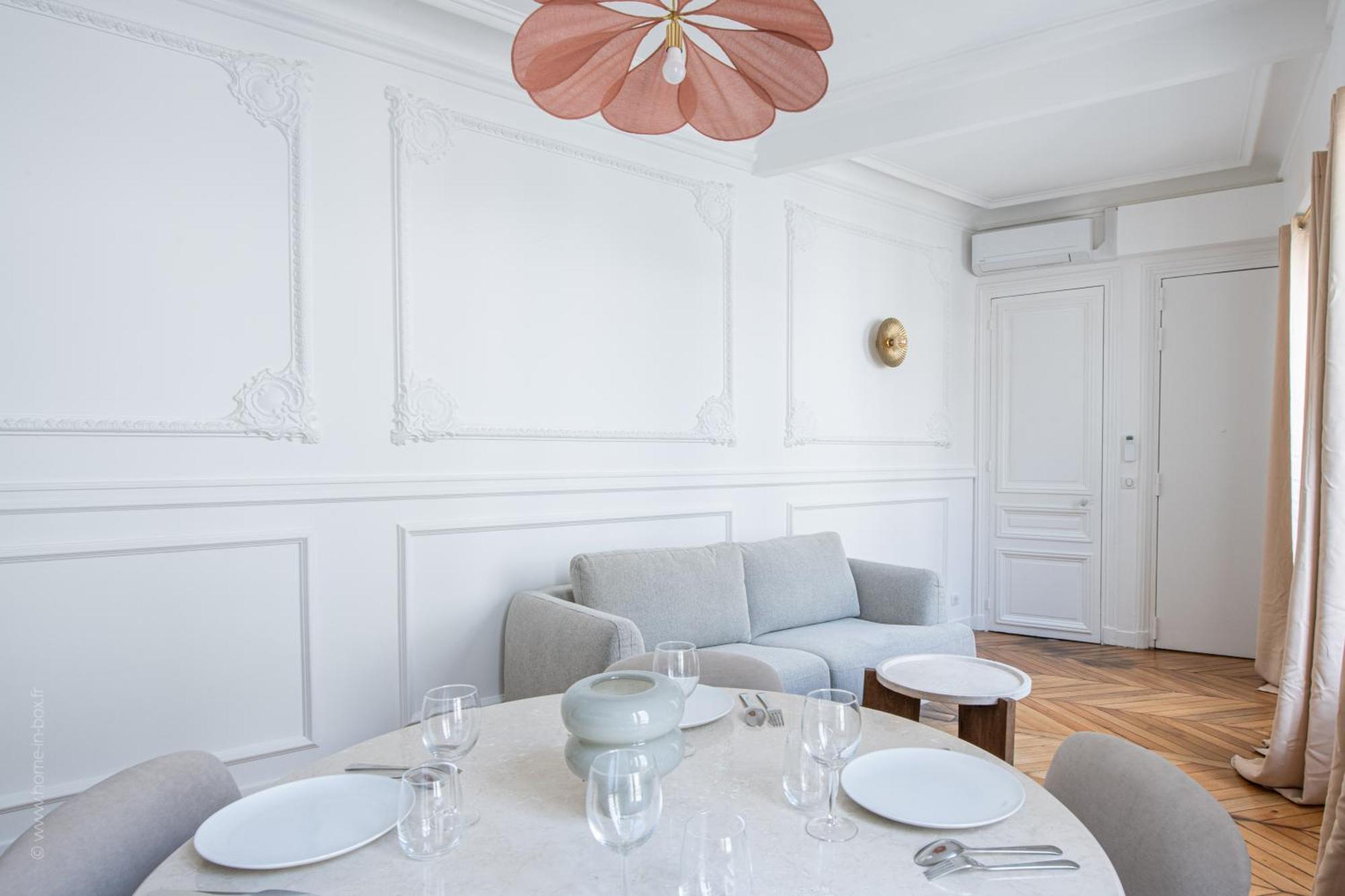 Apartment Le Trocadero - 5 Minutes A Pied De La Tour Eiffel - Place Trocadero - 5 Personnes - Cadre Exceptionnel - Entierement Climatise