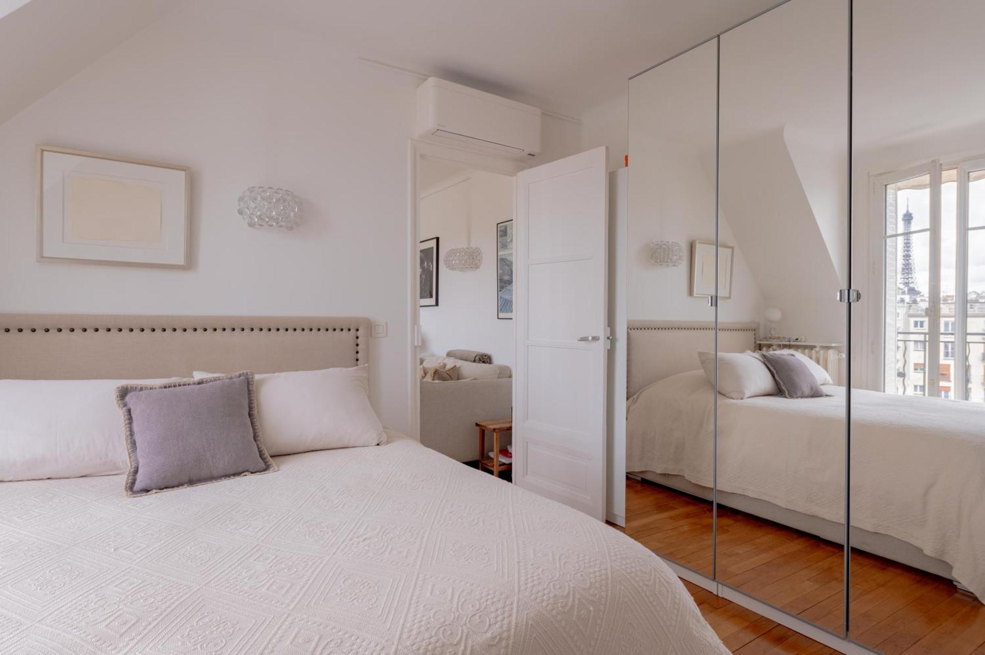 1-bedroom Gem Eiffel Tower View, Terrace, And Ac * Paris