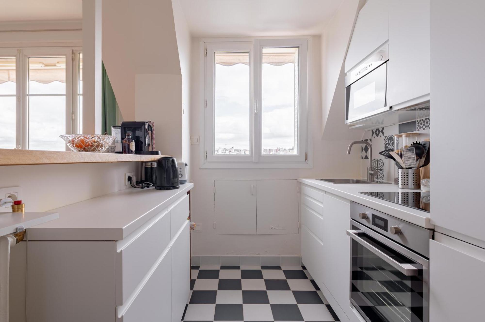 1-bedroom Gem Eiffel Tower View, Terrace, And Ac * Paris