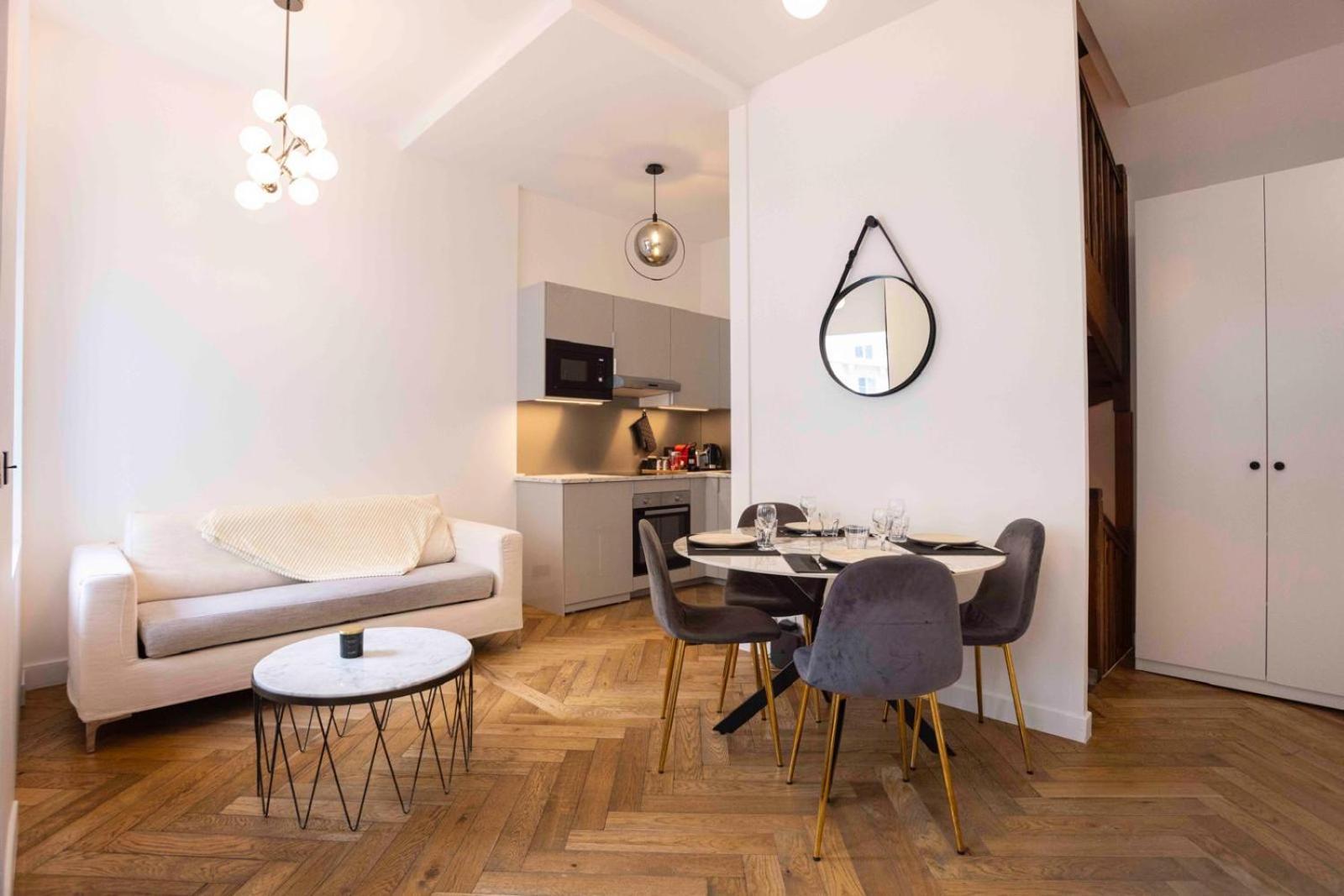 Apartment Duplex Au Coeur Du 16 Eme Paris