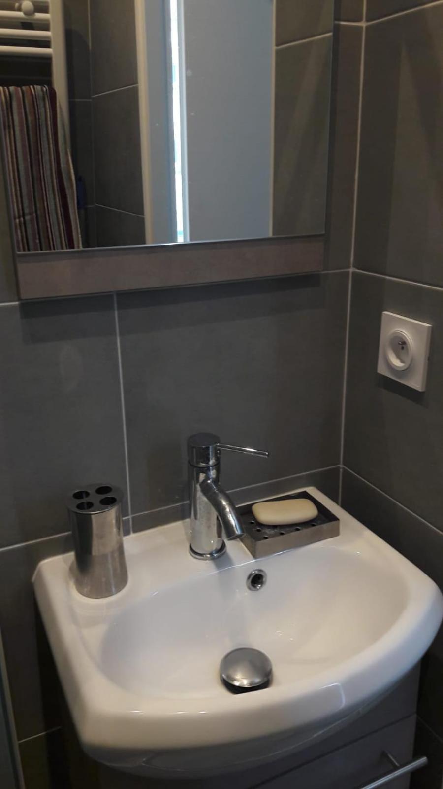 Charming Mouton-duvernet Apartment *