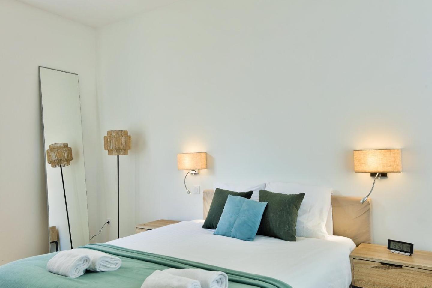 Splendid In The Heart Of The Chic 16th Apartment