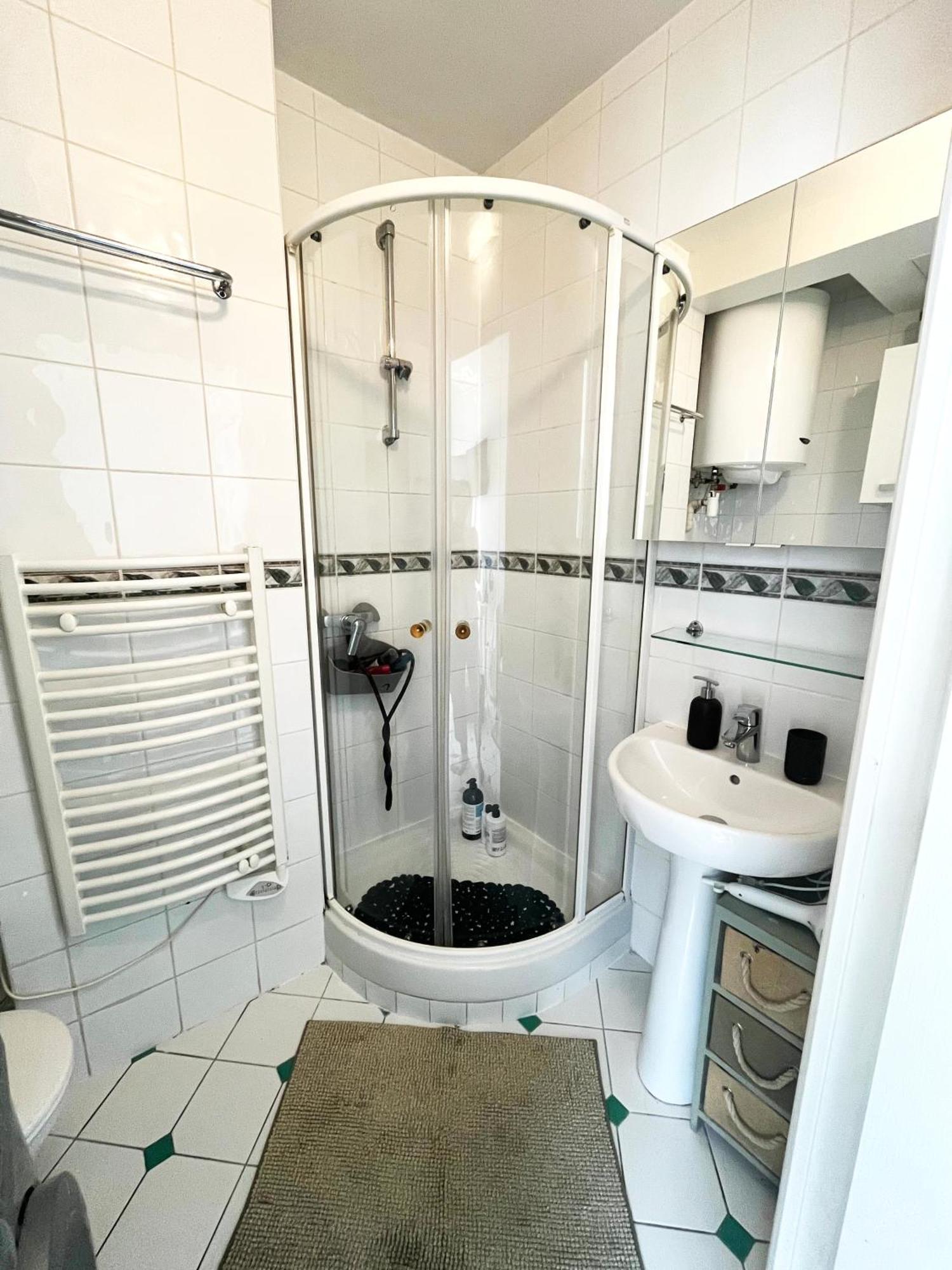Place Near Of Eiffel Tower! Apartment