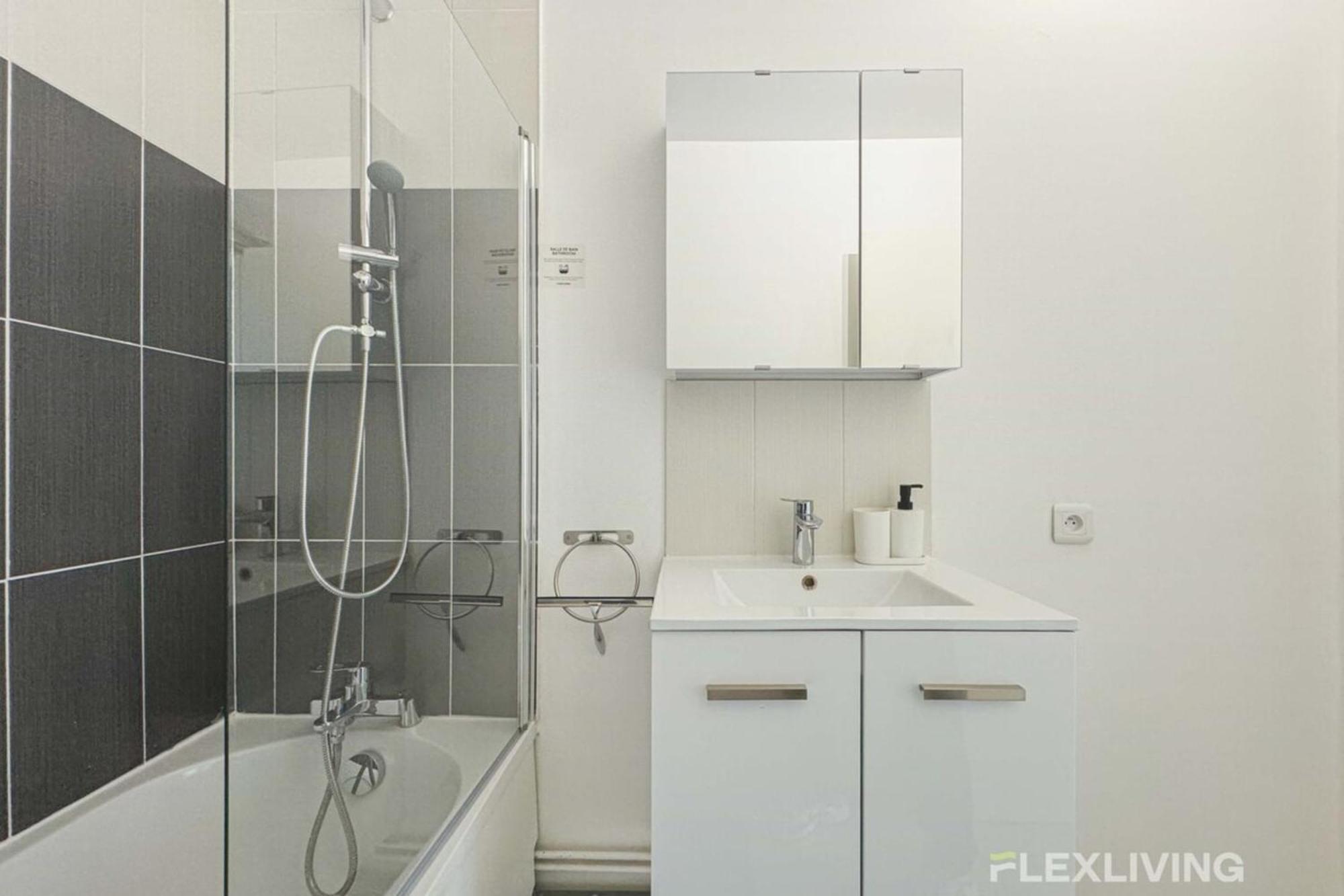 Flexliving - - Mouchez Holiday home