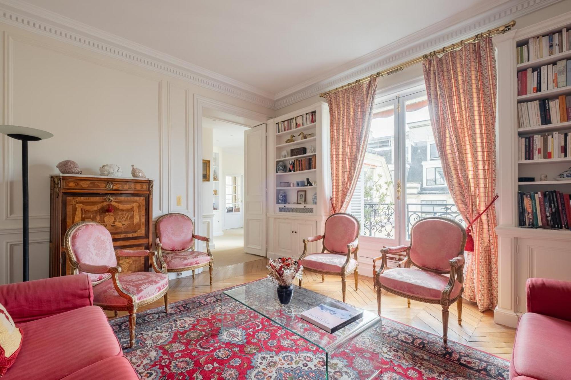Apartment Veeve - Haussmannian Heights