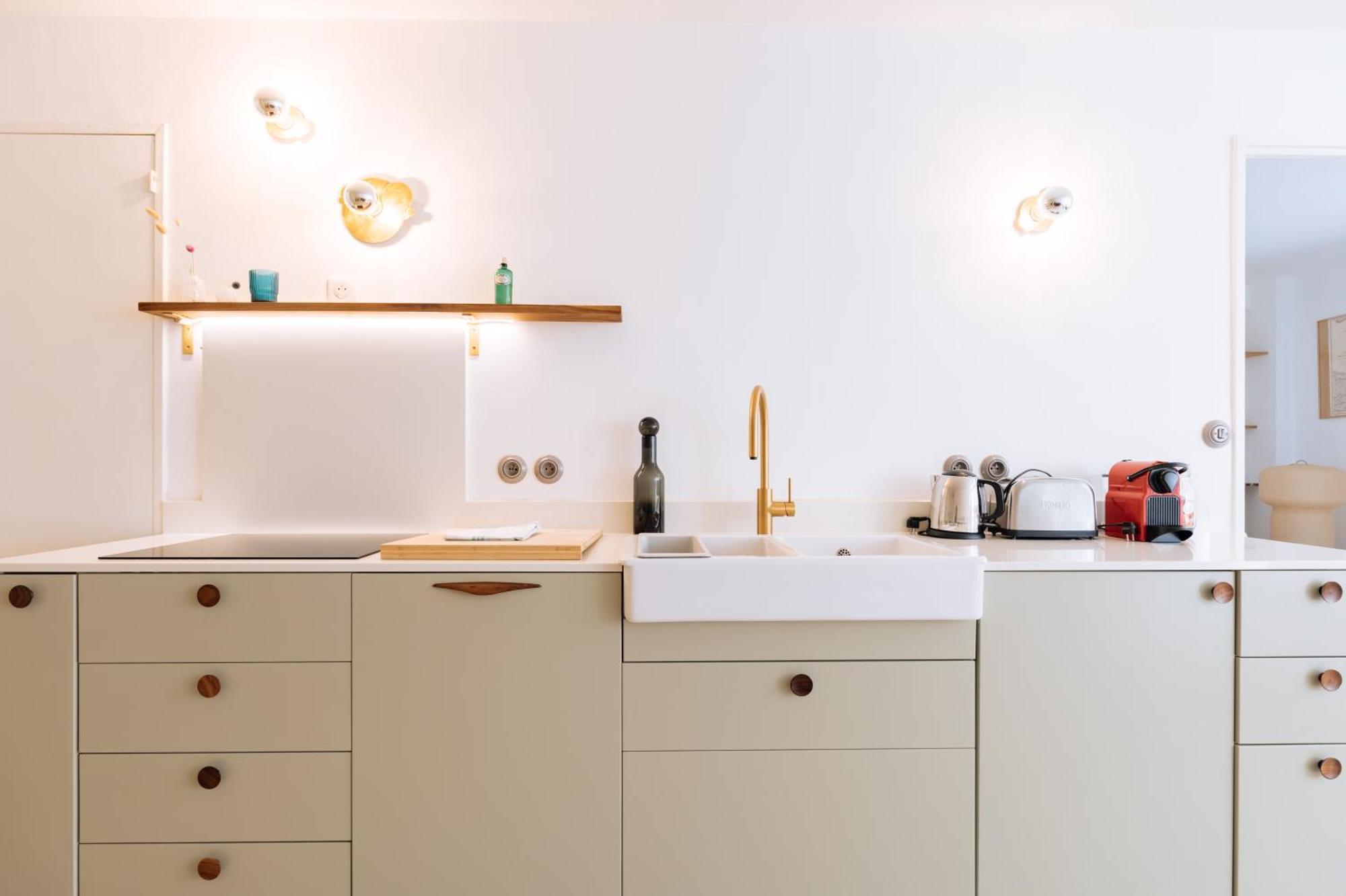 & Spacious For 6 * Paris