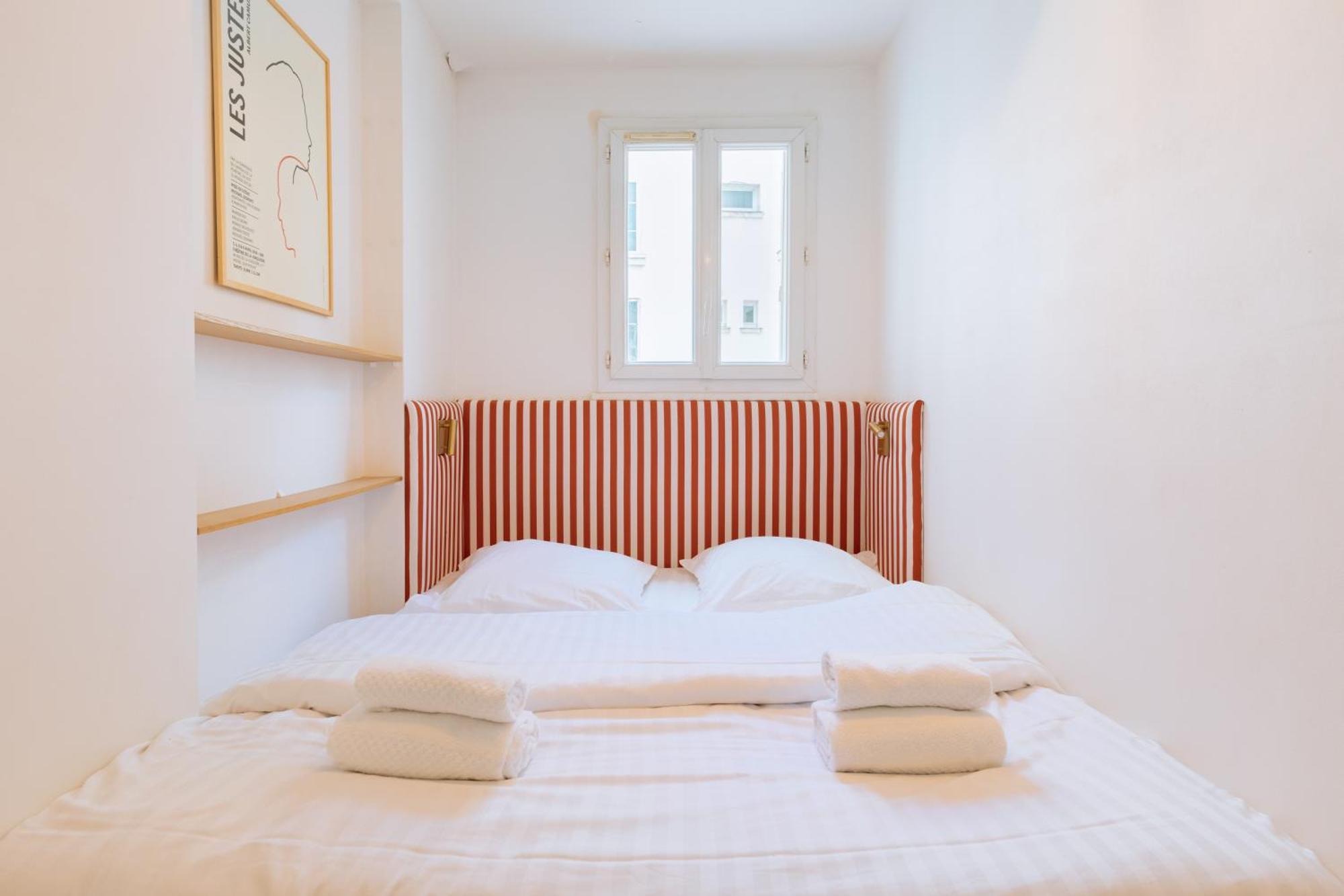 & Spacious For 6 *