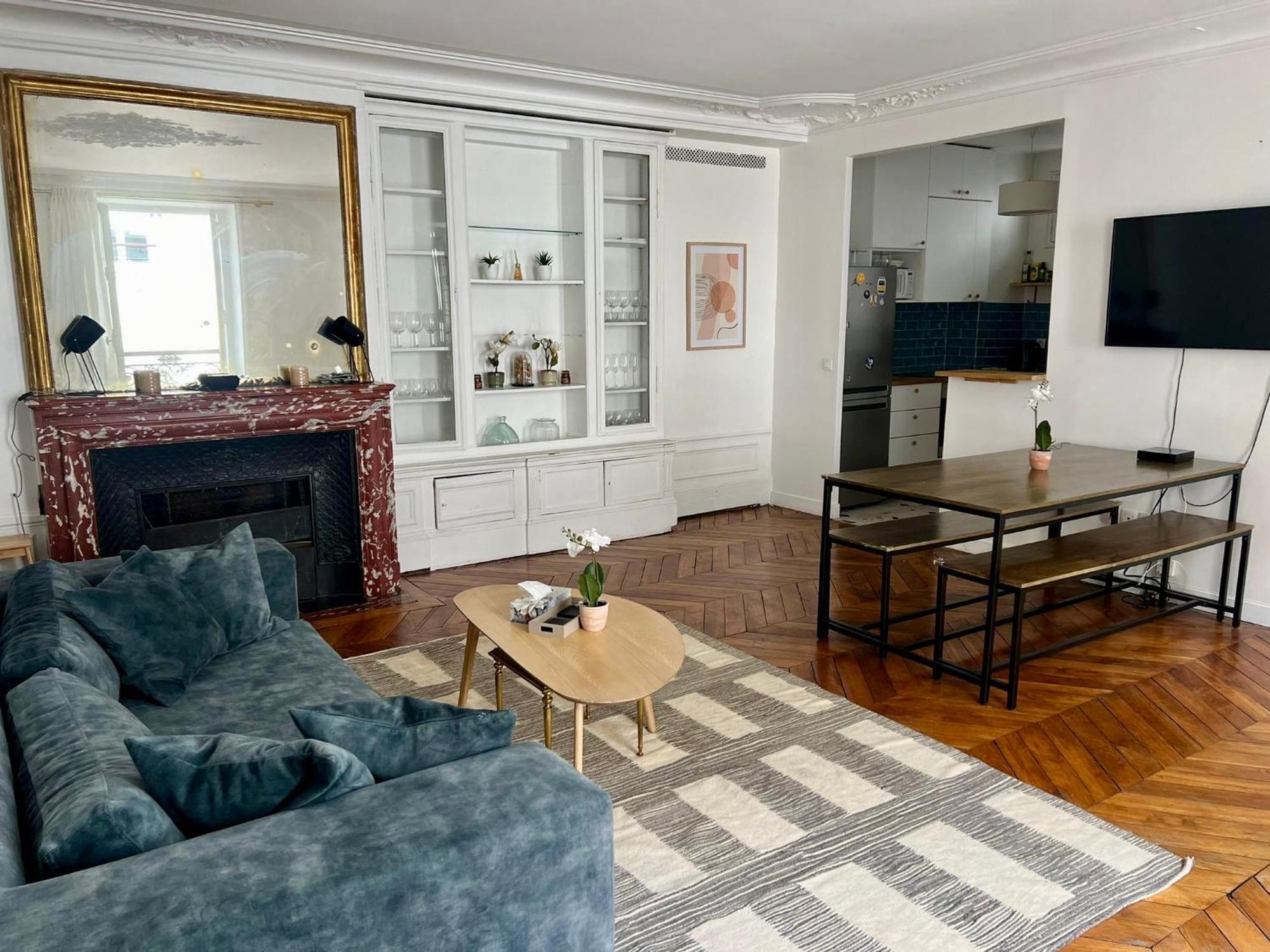 Appartement Haussmanannien Cosy - Republique