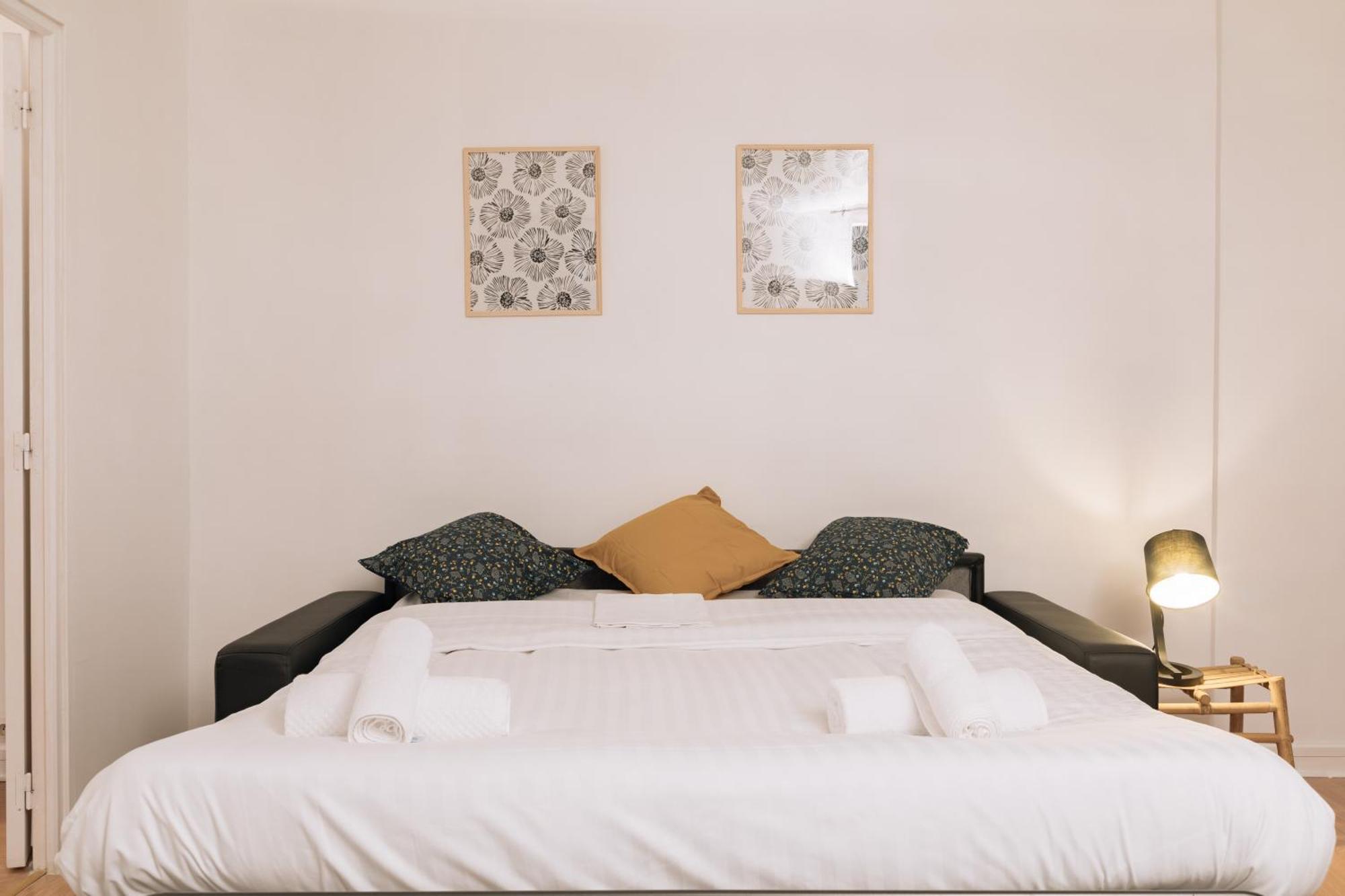 Contemporary 1bd Saint Lazare! Apartment
