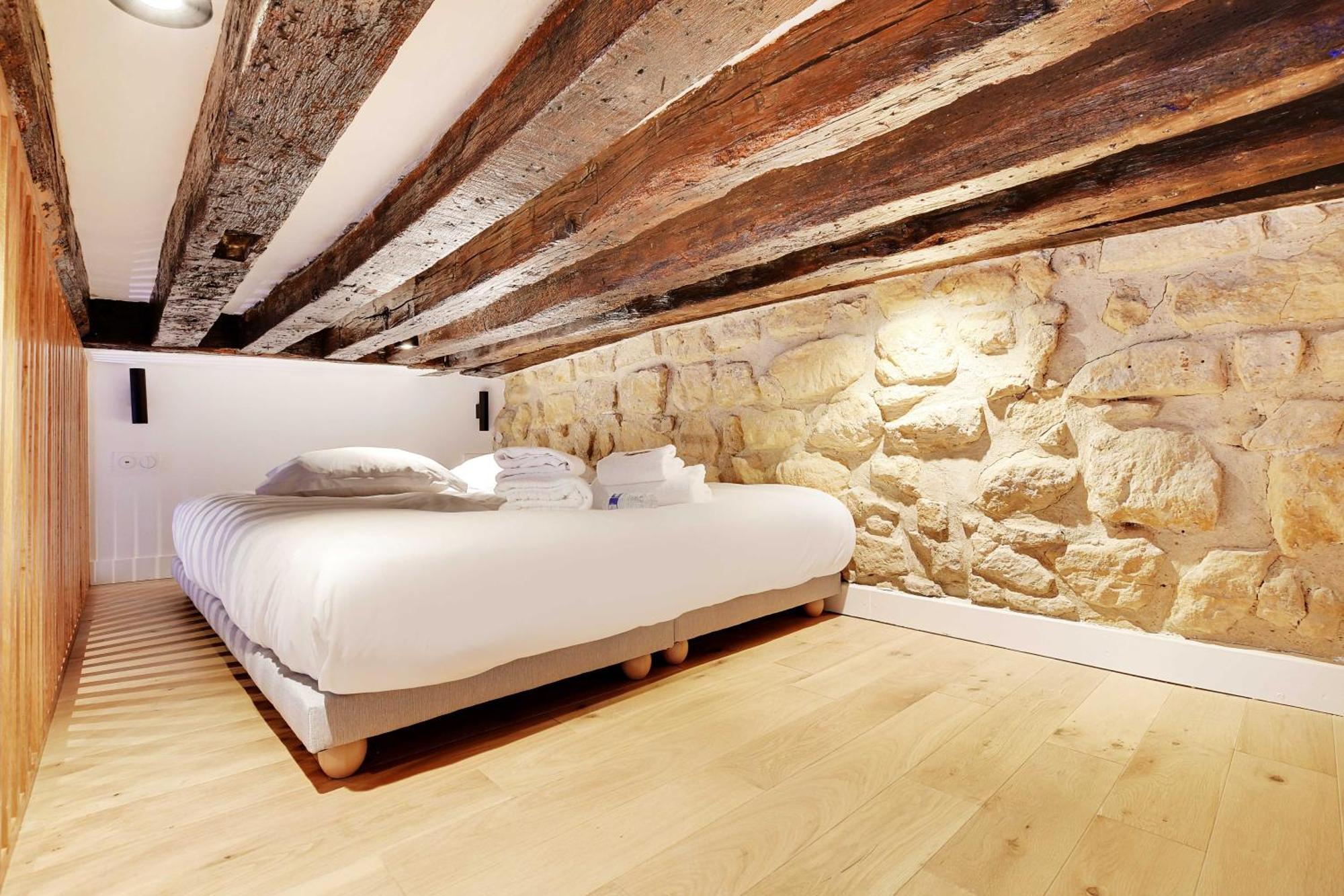 Magnificent - 1br-4p - Place Des Vosges Paris