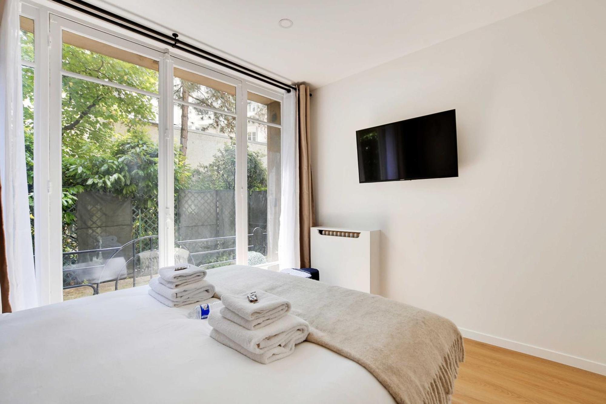Magnificent 2bd-4p - Eiffel Tower Appartement *