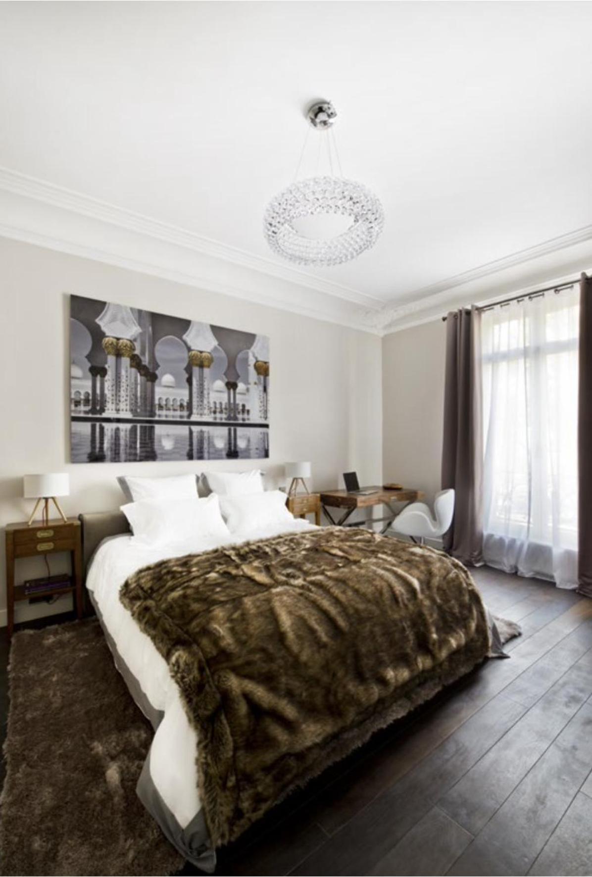 - Trocadero Apartment *