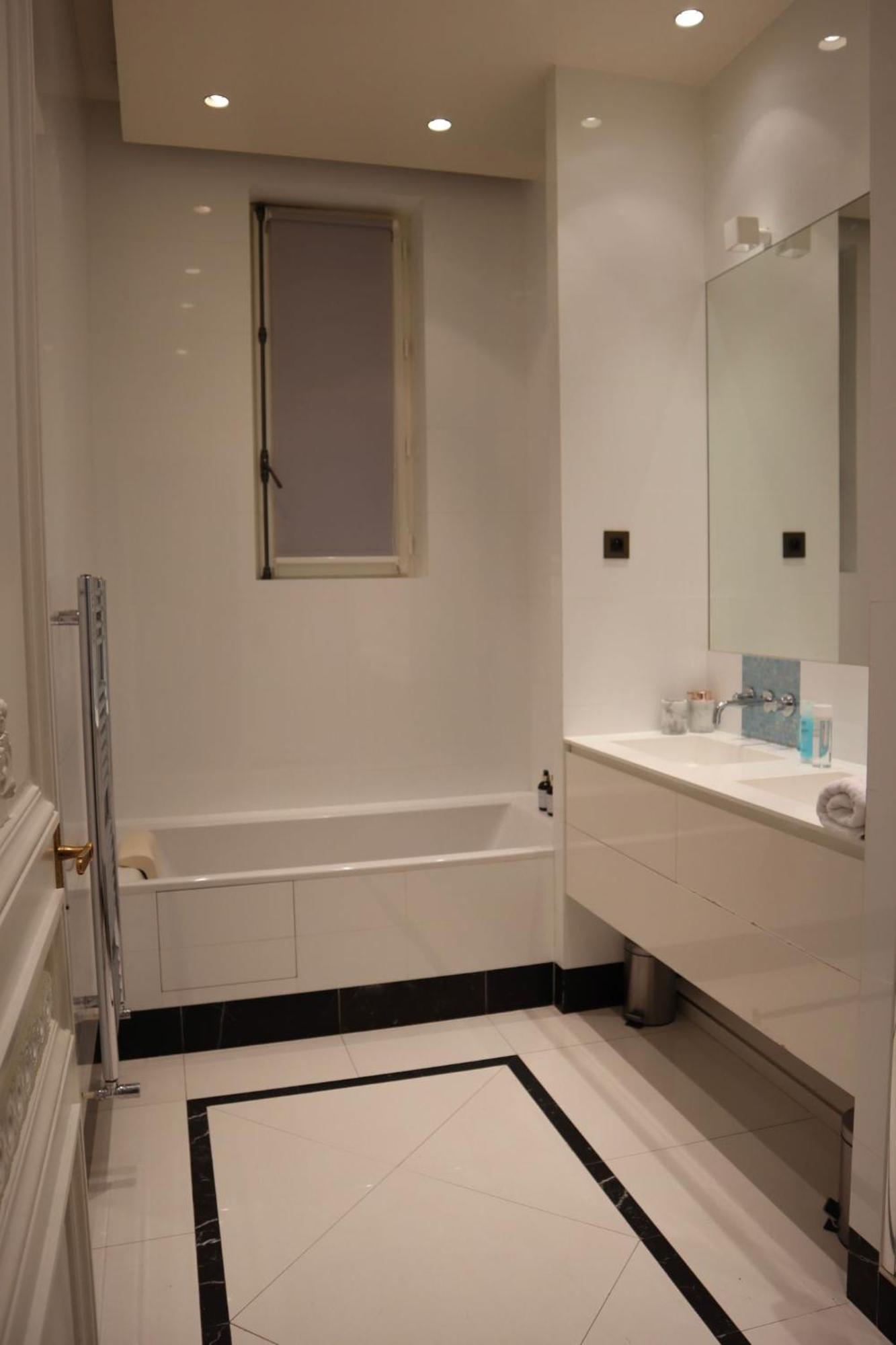 Apartment - Trocadero *