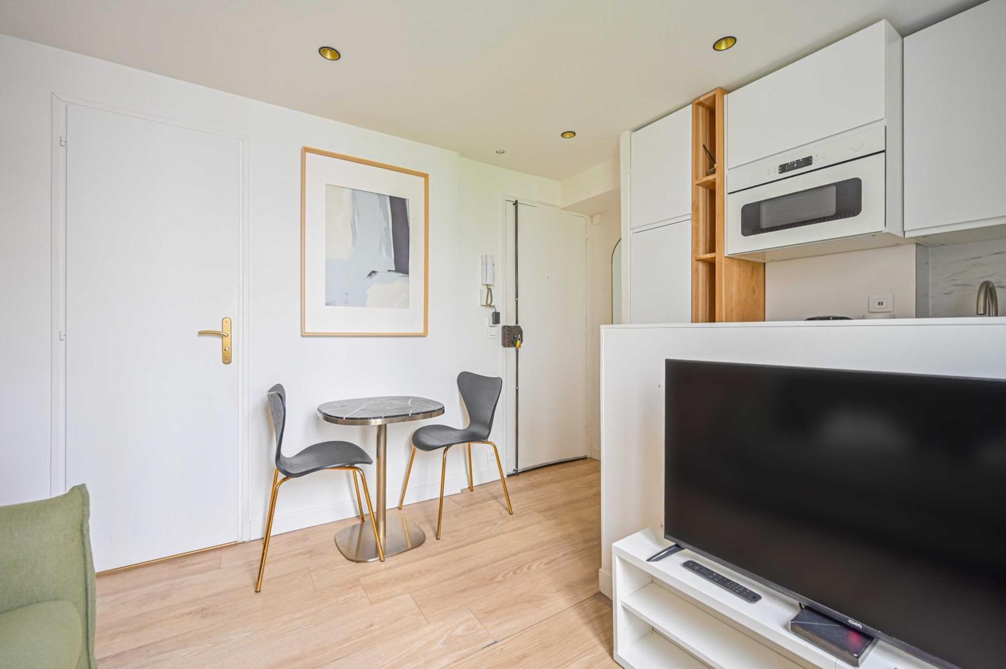 Cosy 2p - Arc De Triomphe-champs Elysees Apartment Paris