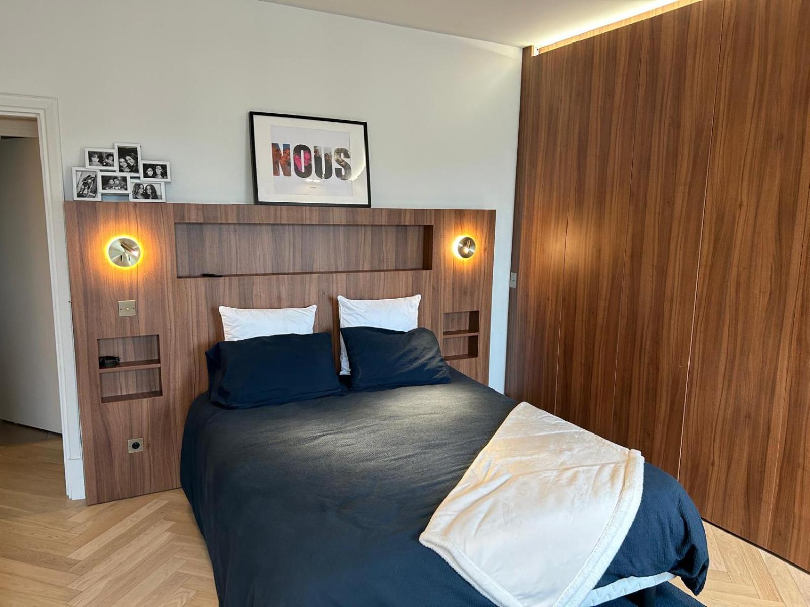 Luxueux Metro George V - Hermes - Champs-elysees - Arc De Triomphe Apartment *