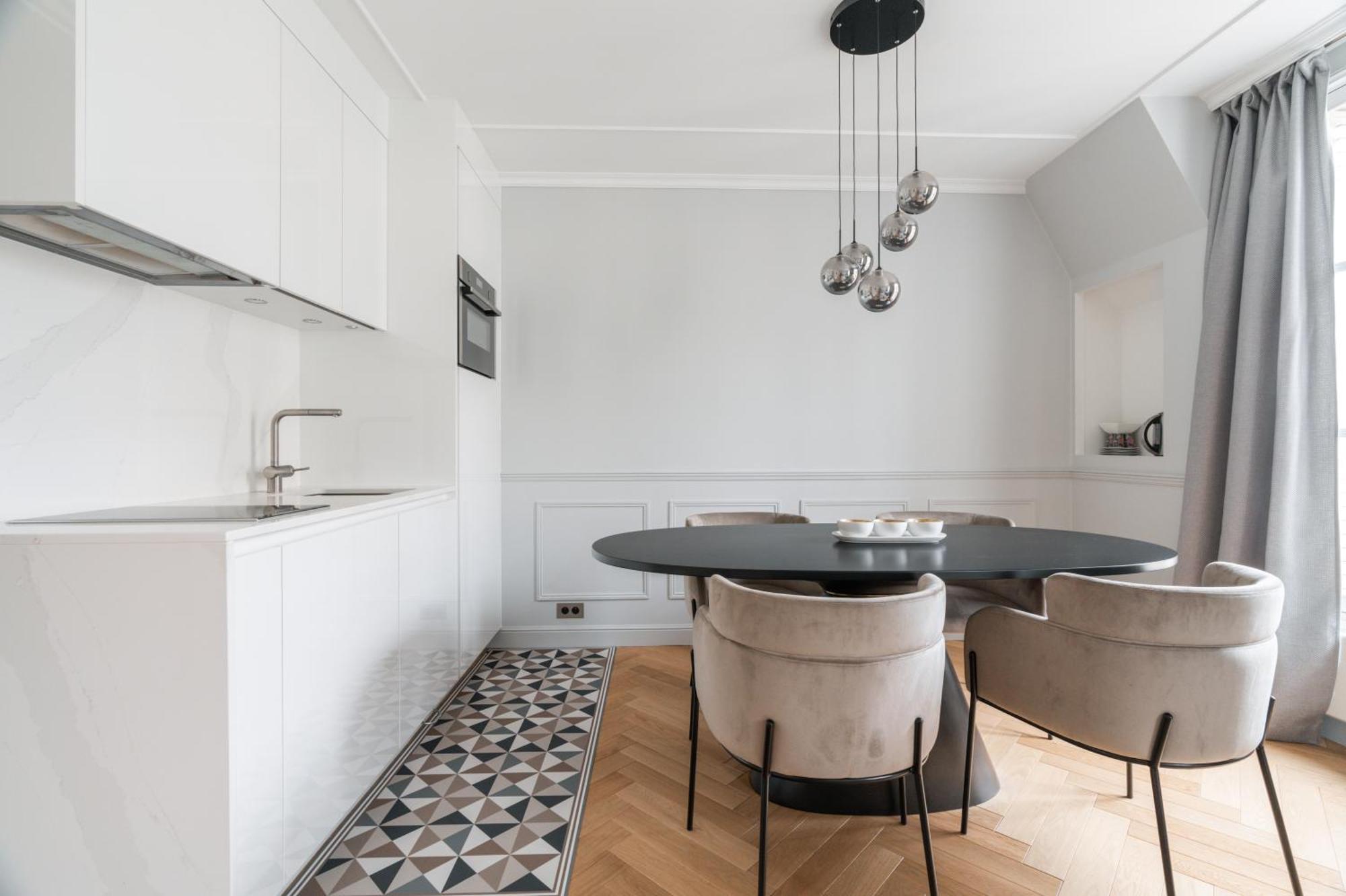 De Luxe Centre Apartment *