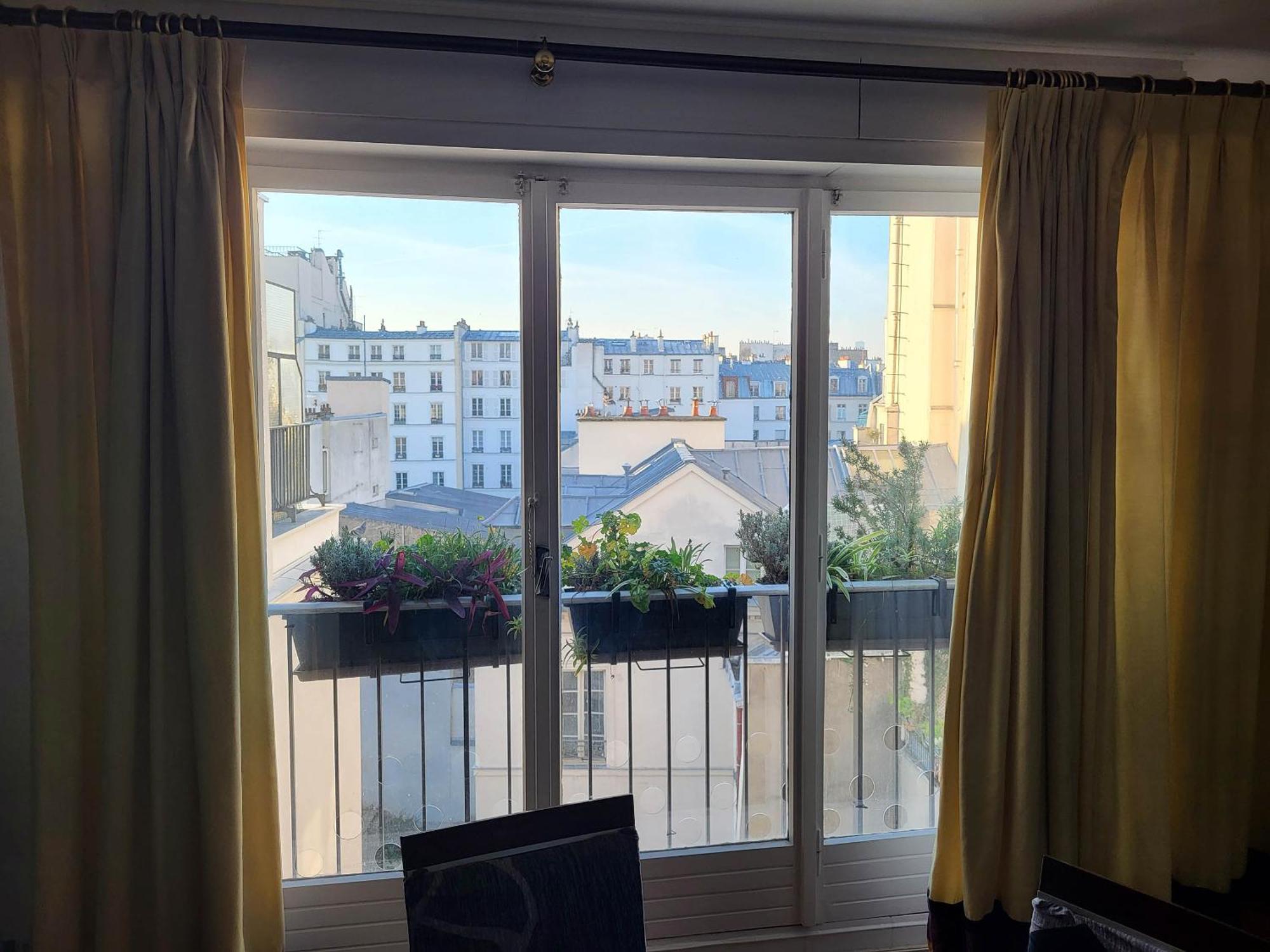 Paris, Bonne Nouvelle, 56m2 Apartment Paris