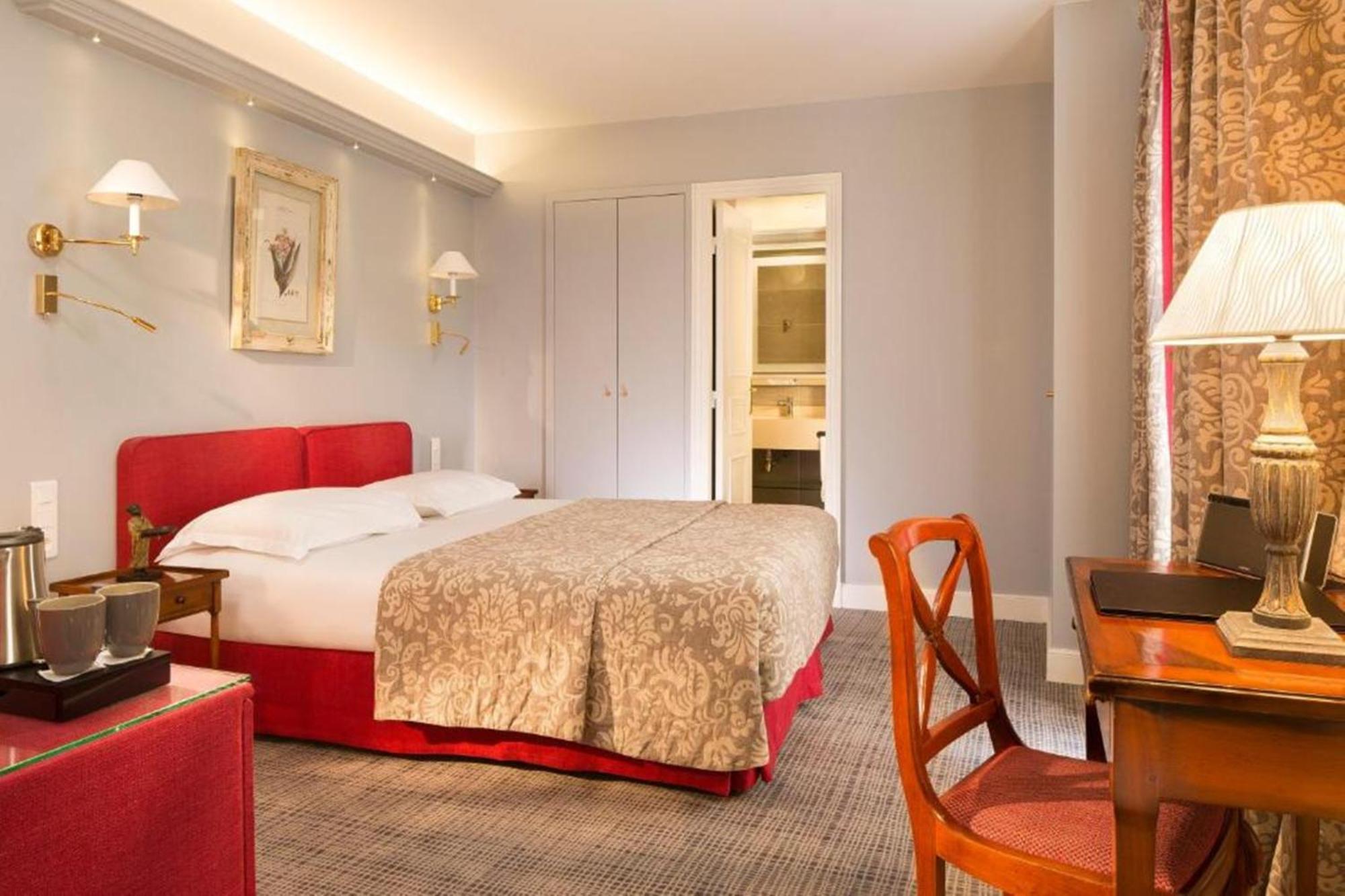 Le Relais Saint Honoré Paris