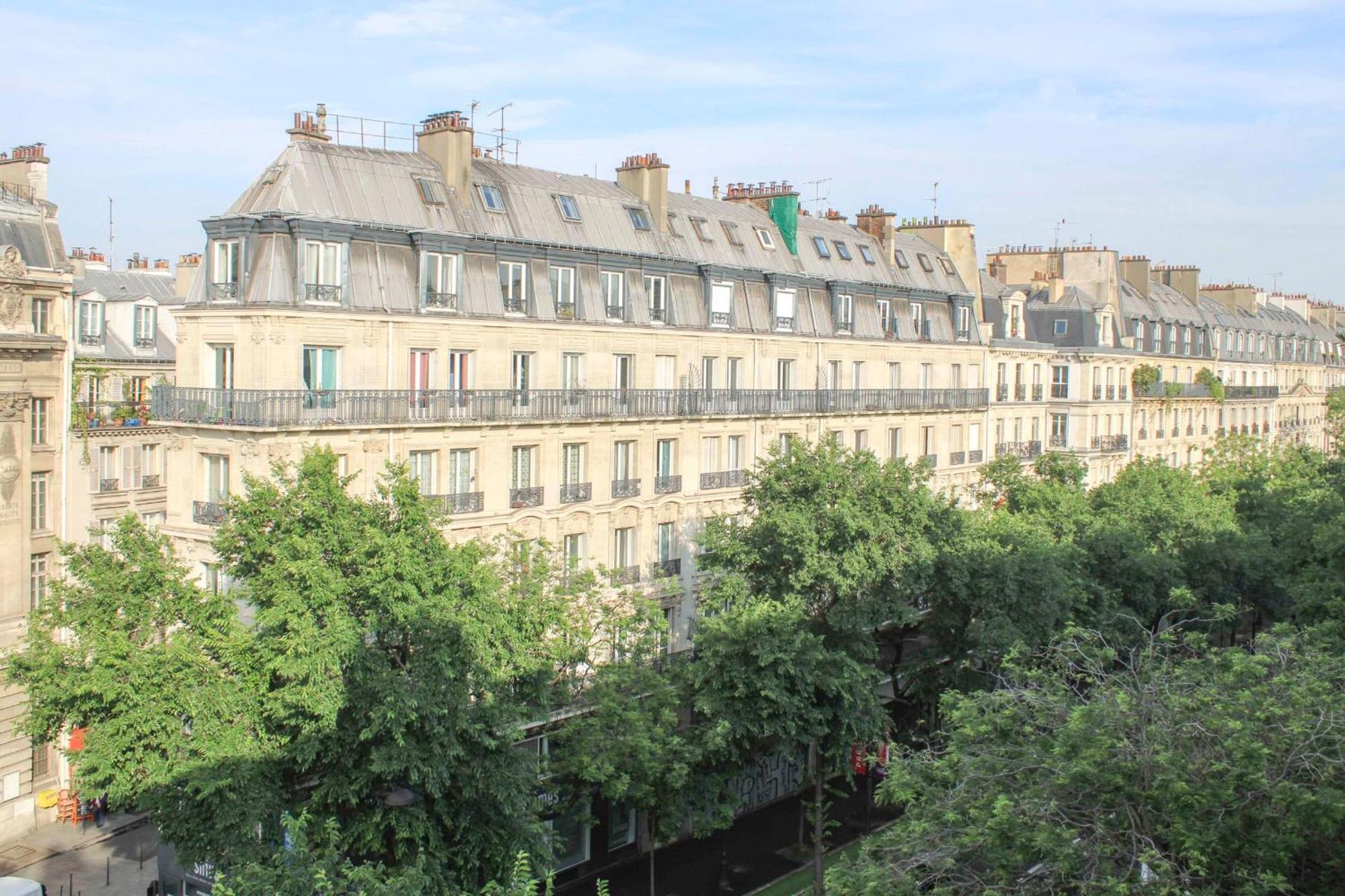 Apartment Beautiful And Spacious In The 10th Paris