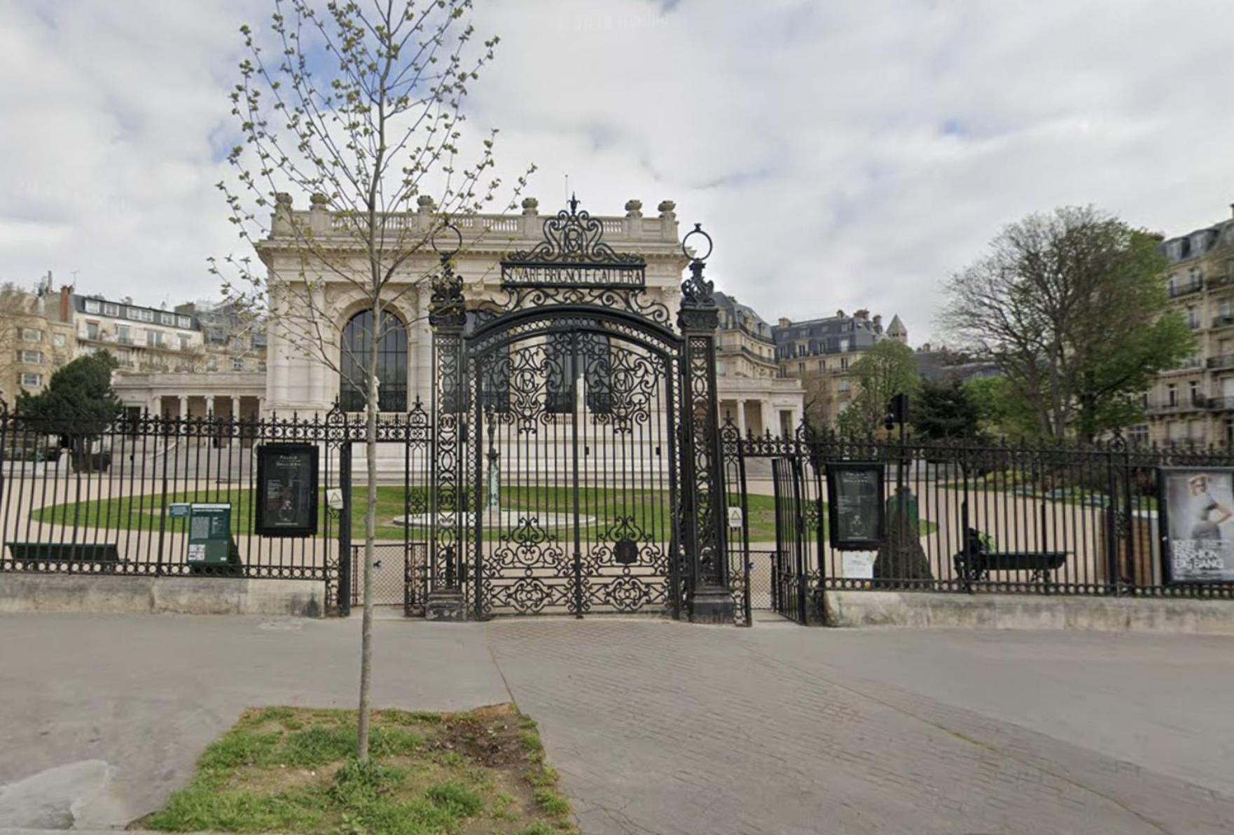 - Trocadero Apartment