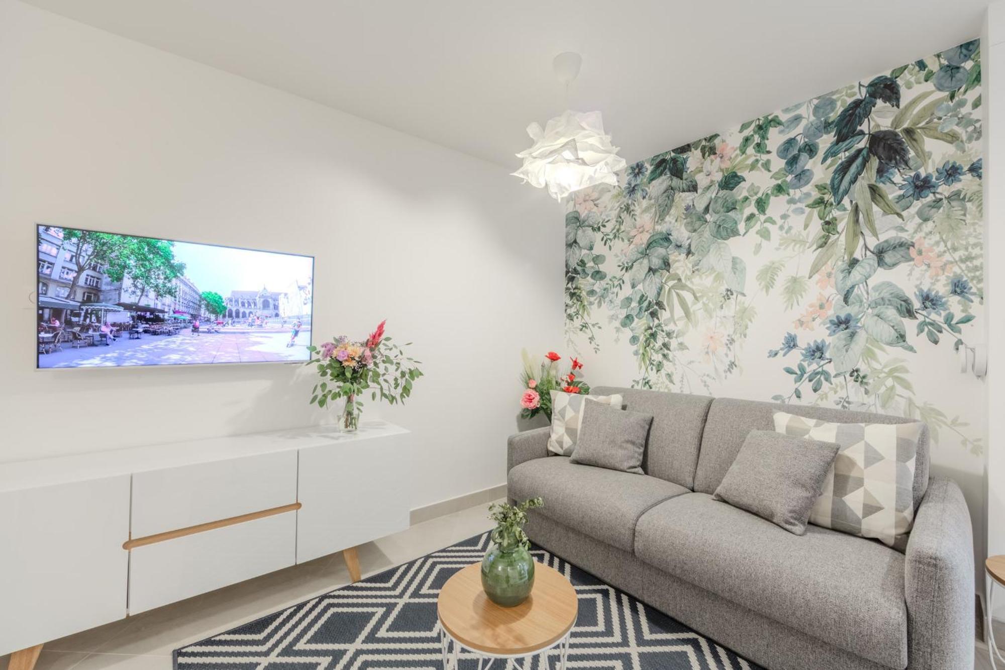 Jardin Saint Honore Apartment
