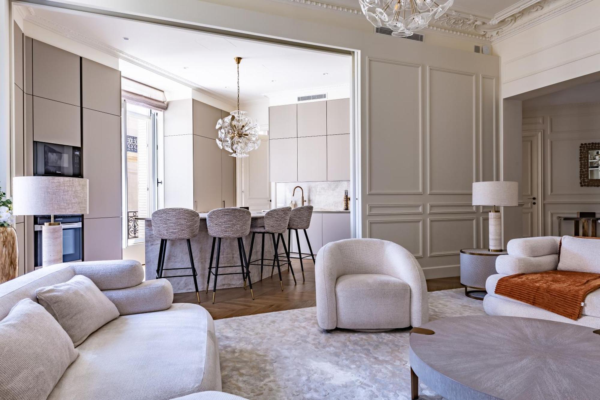 Avenue Montaigne - Champs Elysees Apartment *