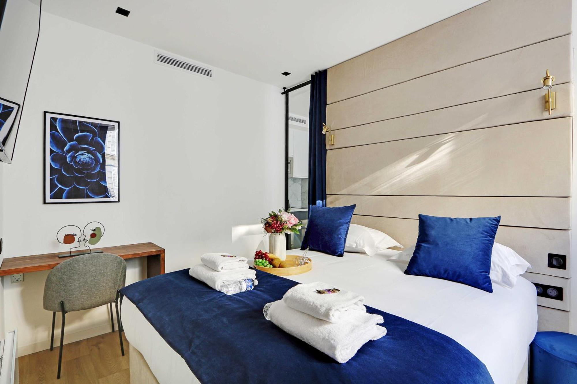 Apartment Luxury In The Heart Of - 1br-4p - Bourse