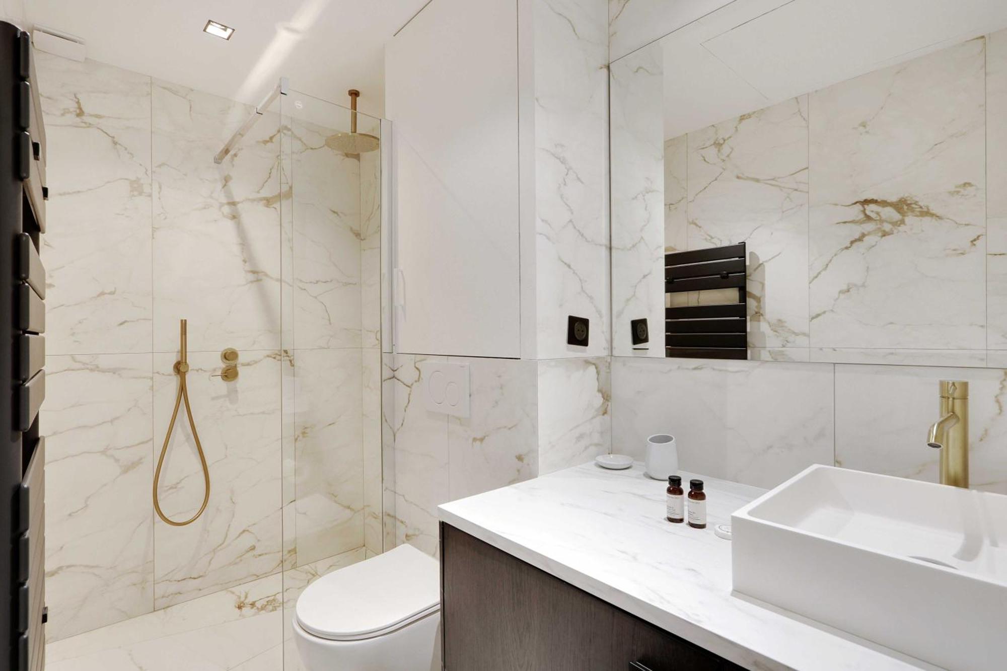 Luxury In The Heart Of - 1br-4p - Bourse Apartment