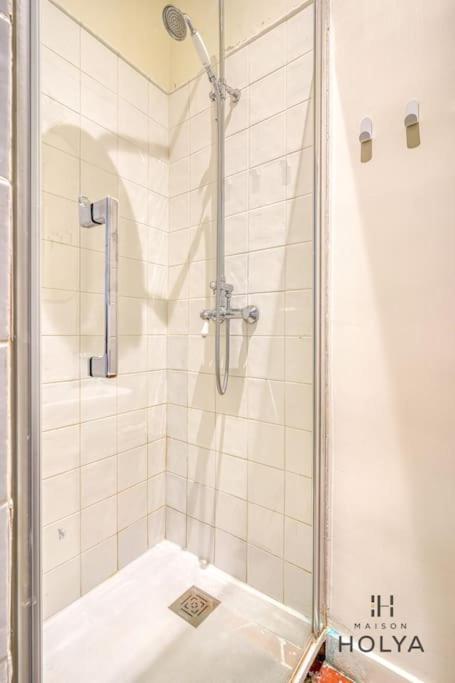 Charmant 2 Pieces Au Coeur De Faubourg-montmartre - 182c Appartement *