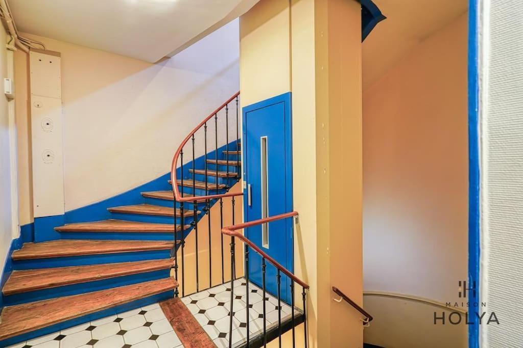 Appartement Charmant 2 Pieces Au Coeur De Faubourg-montmartre - 182c *