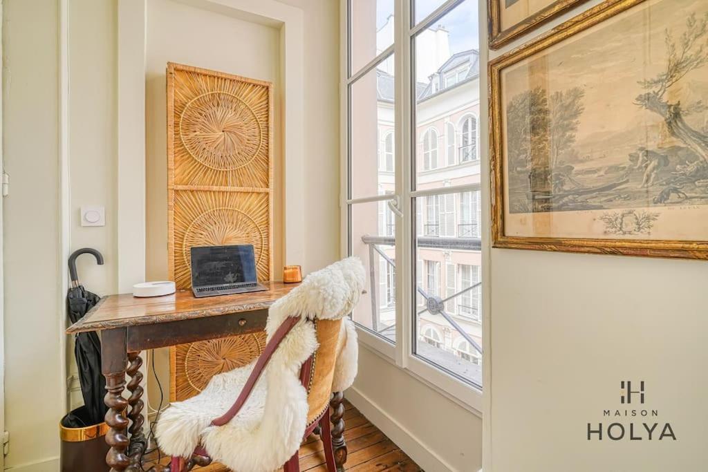 Appartement Charmant 2 Pieces Au Coeur De Faubourg-montmartre - 182c Paris