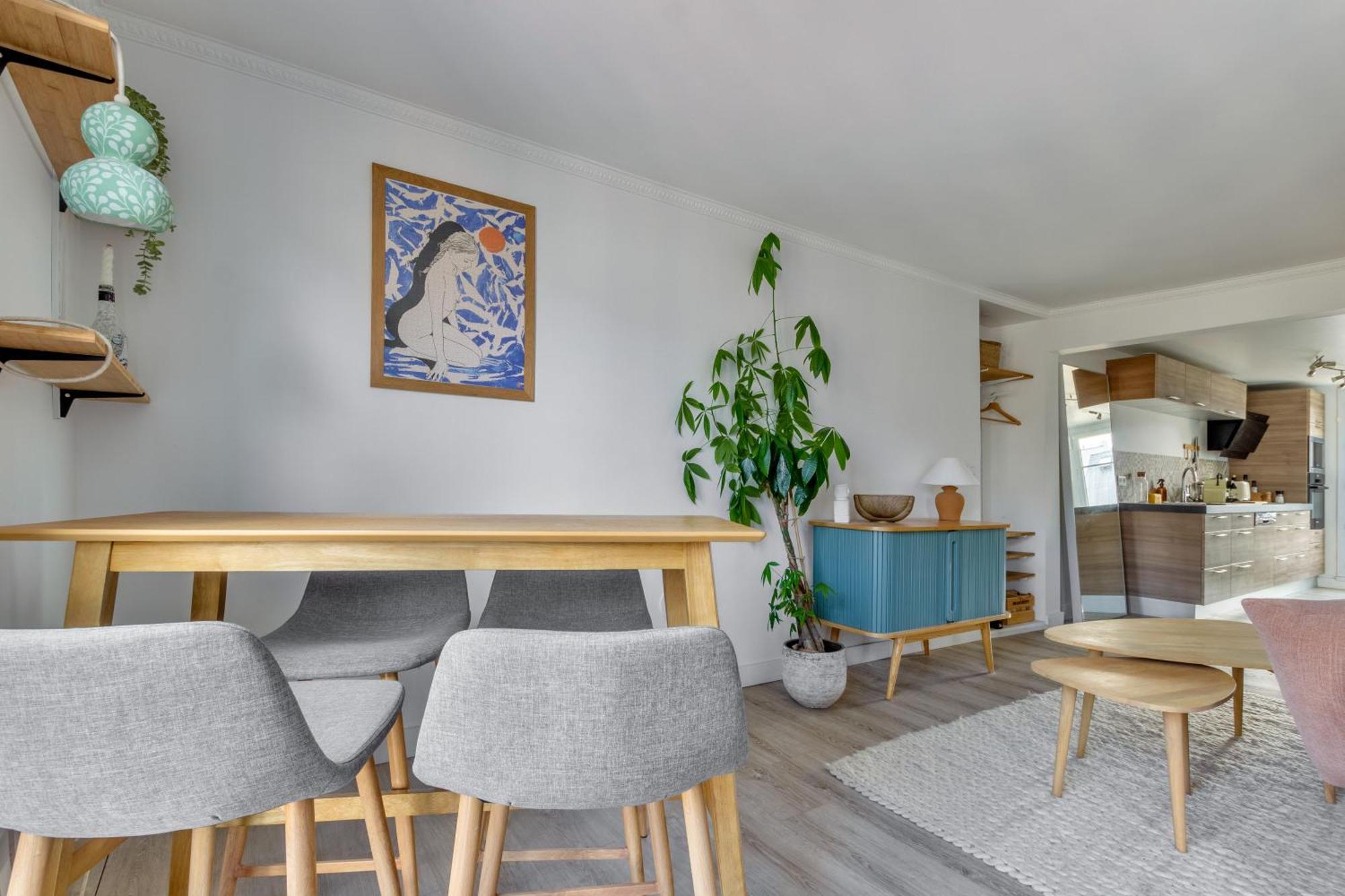 Faubourg St Martin - Canal Saint Martin Chaleureux Apartment *