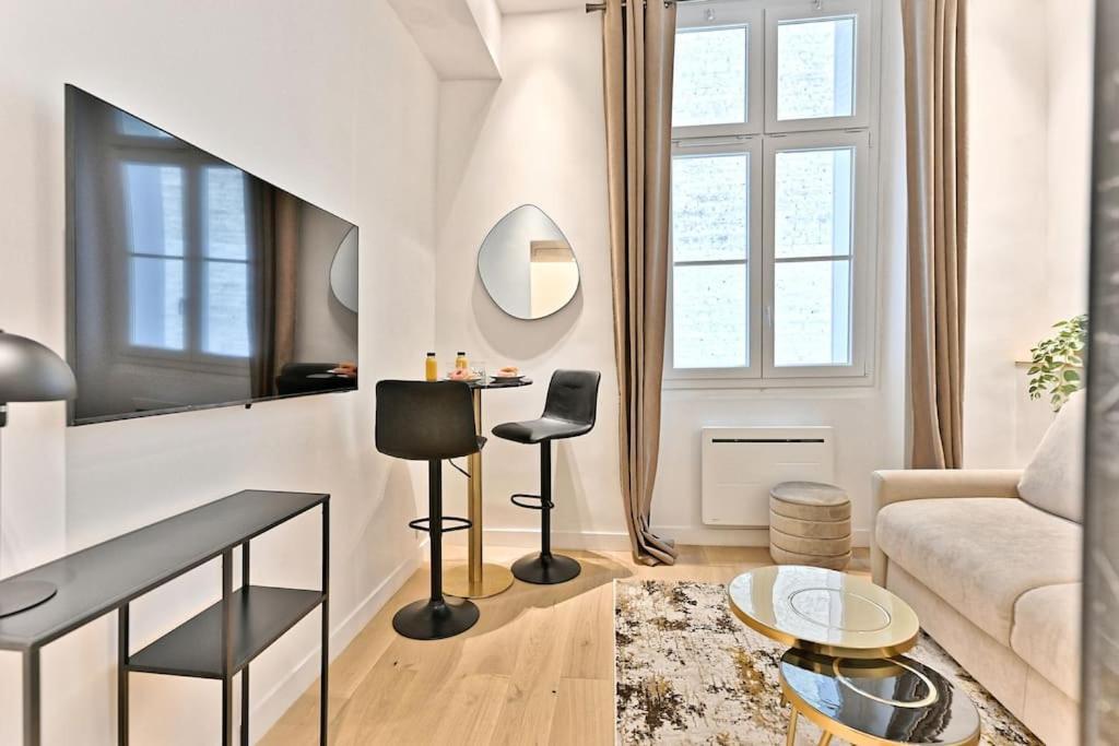 Chic Au Centre Du Sentier Apartment Paris