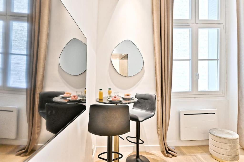 Chic Au Centre Du Sentier Apartment *