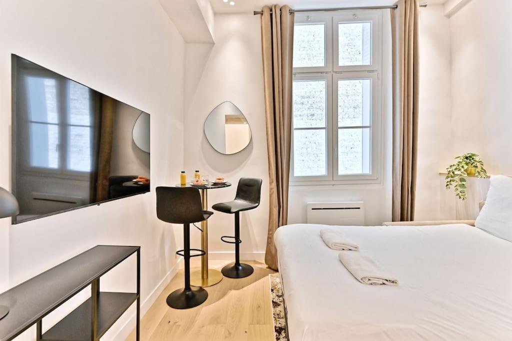 Chic Au Centre Du Sentier Apartment *