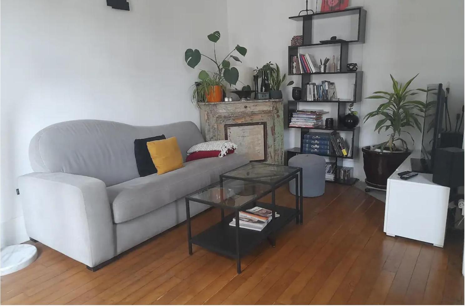 Apartment Cozy In Paris