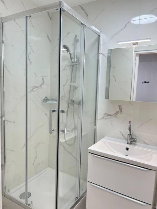 Spacious Near Carre De Baudouin Bua Appartement Paris