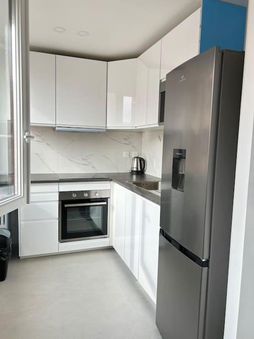 Appartement Spacious Near Carre De Baudouin Bua *