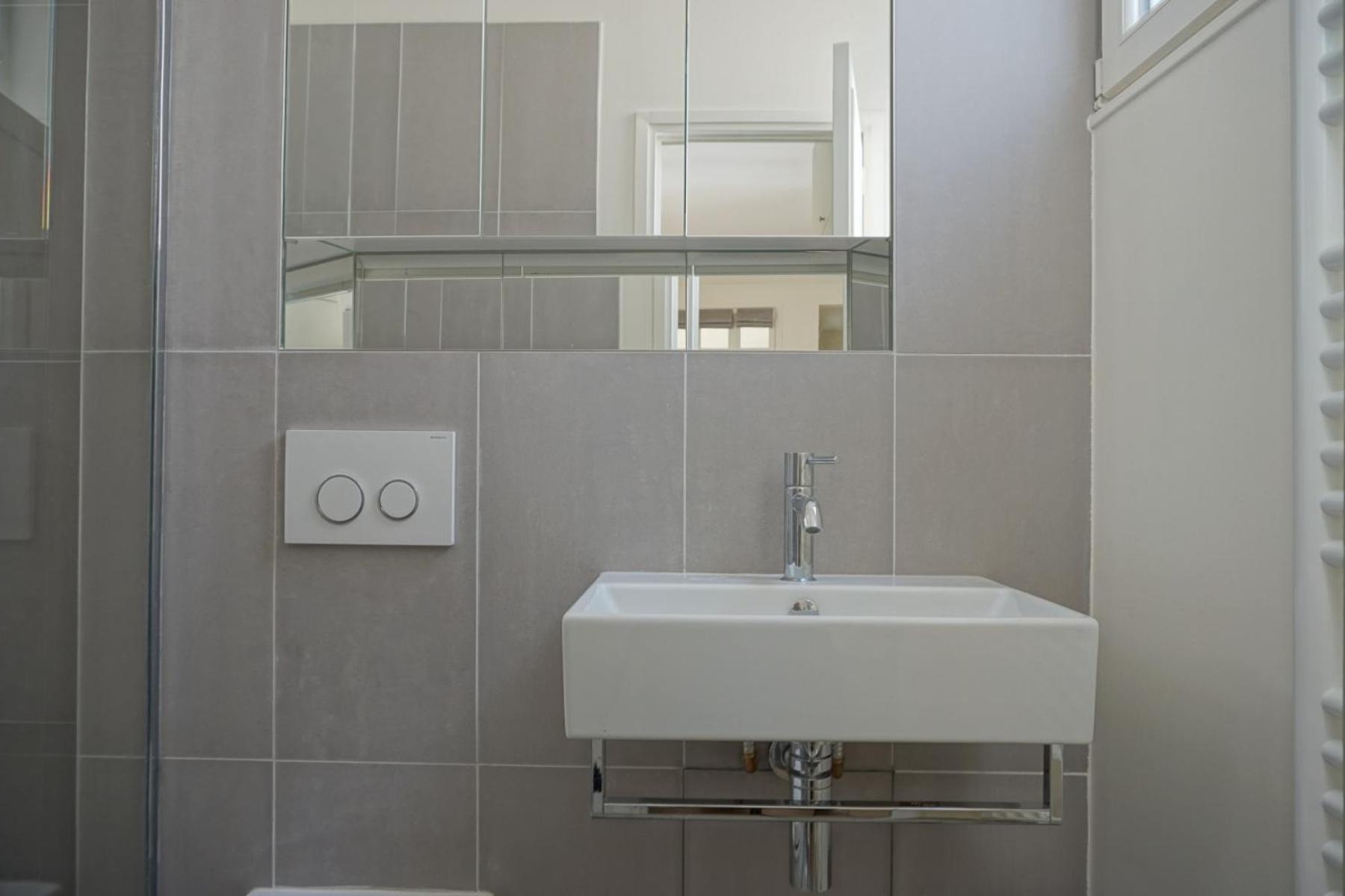 Rue Chateaubriand - 8 Apartment Paris