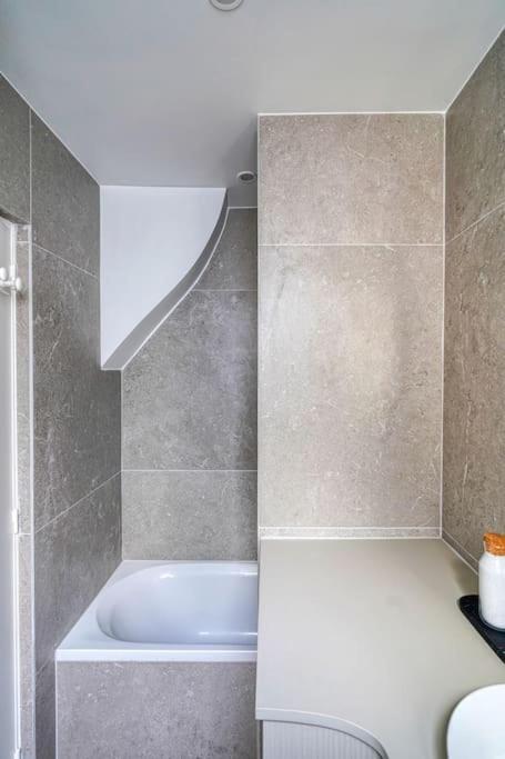 Cosy Parisien A Saint-germain 2p Apartment Paris