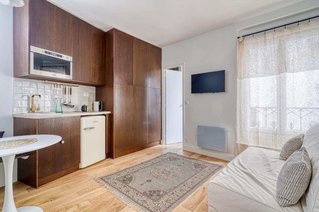 Cosy Parisien A Saint-germain 2p Apartment Paris