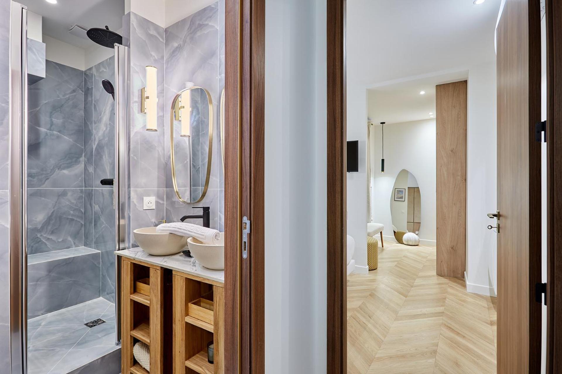 Superb Center Of By Prestige * Paris