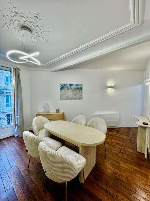 Elegant & Bright Close To Canal Saint-martin * Paris