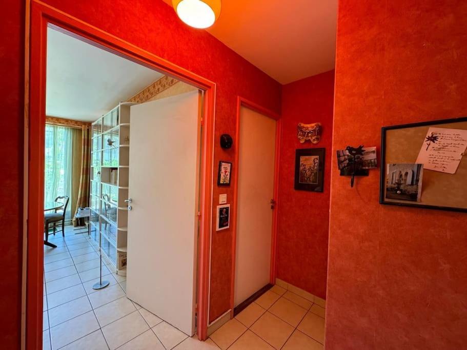 Apartment Stylish 1br With Peaceful Garden In 18th District Paris