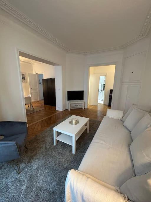 3 Pieces Dans Le Coeur Du 16e Appartement
