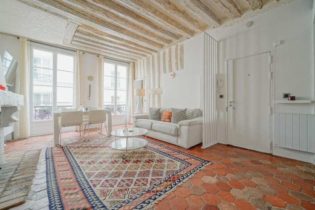 2 Bedroom With The Location Of In 2nd Arr Apartment