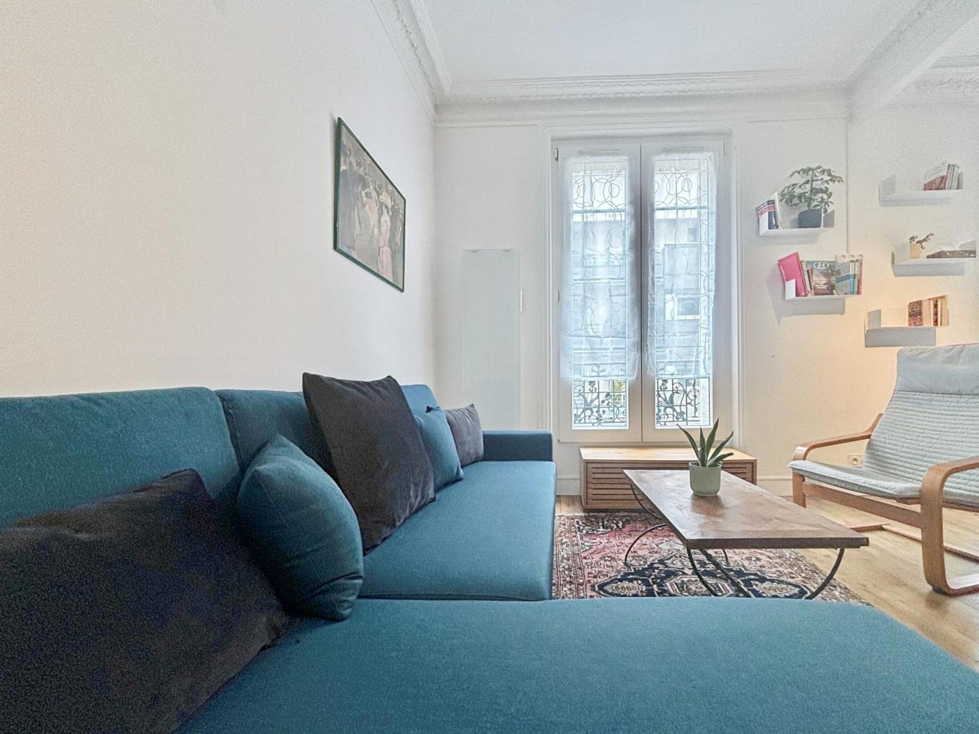 Charming - Rentaway Apartment