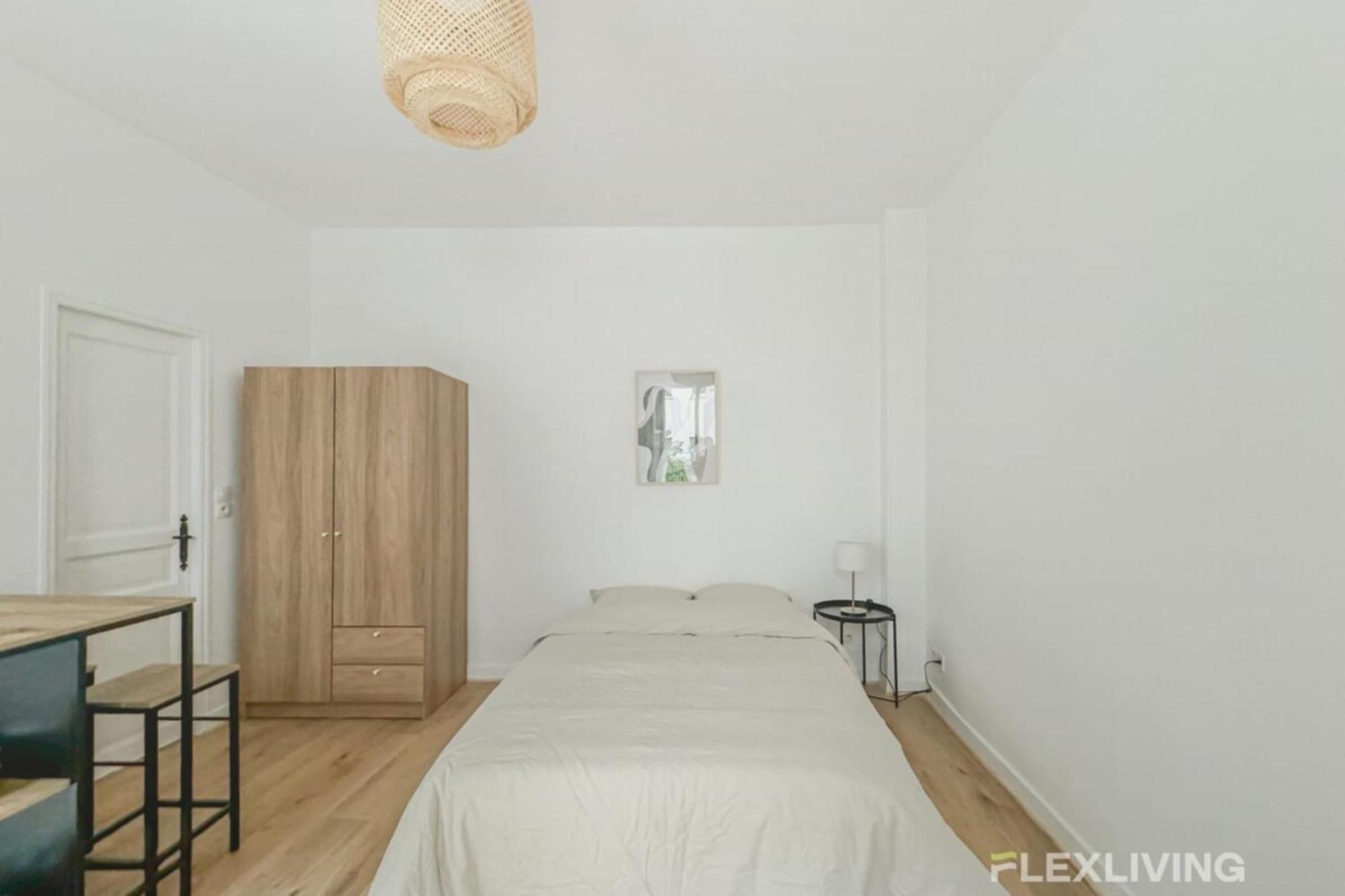 Flexliving - - 19 Echiquier * Paris